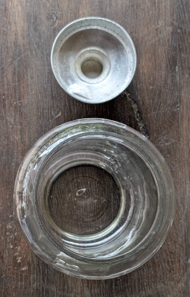 Antico Vaso in Vetro Soffiato Per Dolciumi o Caramelle con tappo in alluminio - Immagine 4 di 4