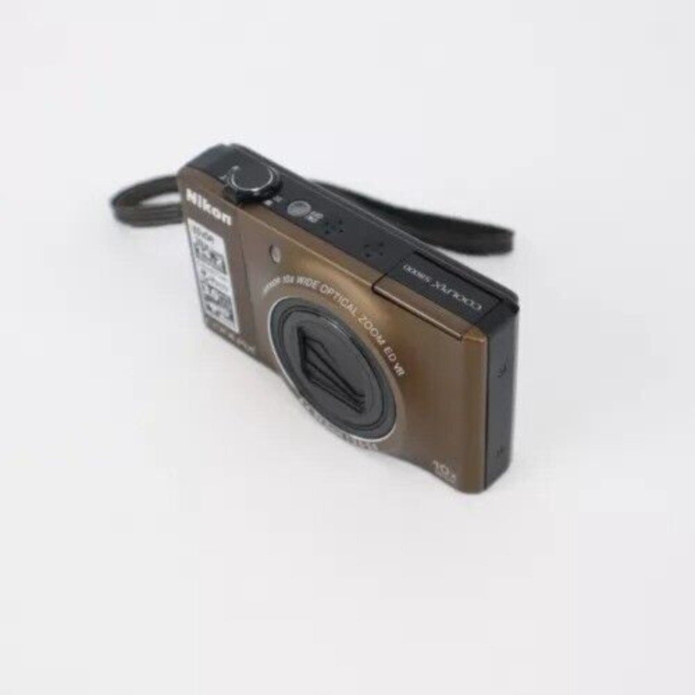 Nikon COOLPIX S8000 Digital Camera 14.20 million Pixel 10x