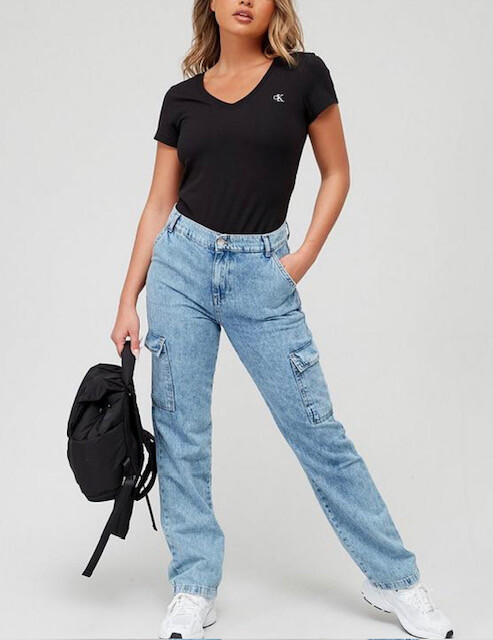 Calvin Klein Jeans EMBROIDERYLOGO V-Neck SLIM TEE Basic T-Shirts Black RRP £45 image 10