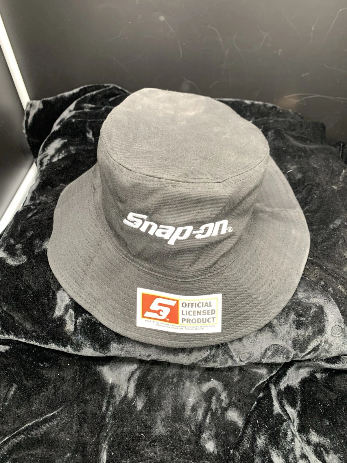 2025 Snap-On Tools 105th Anniversary Reversible Two Way Bucket Hat, black