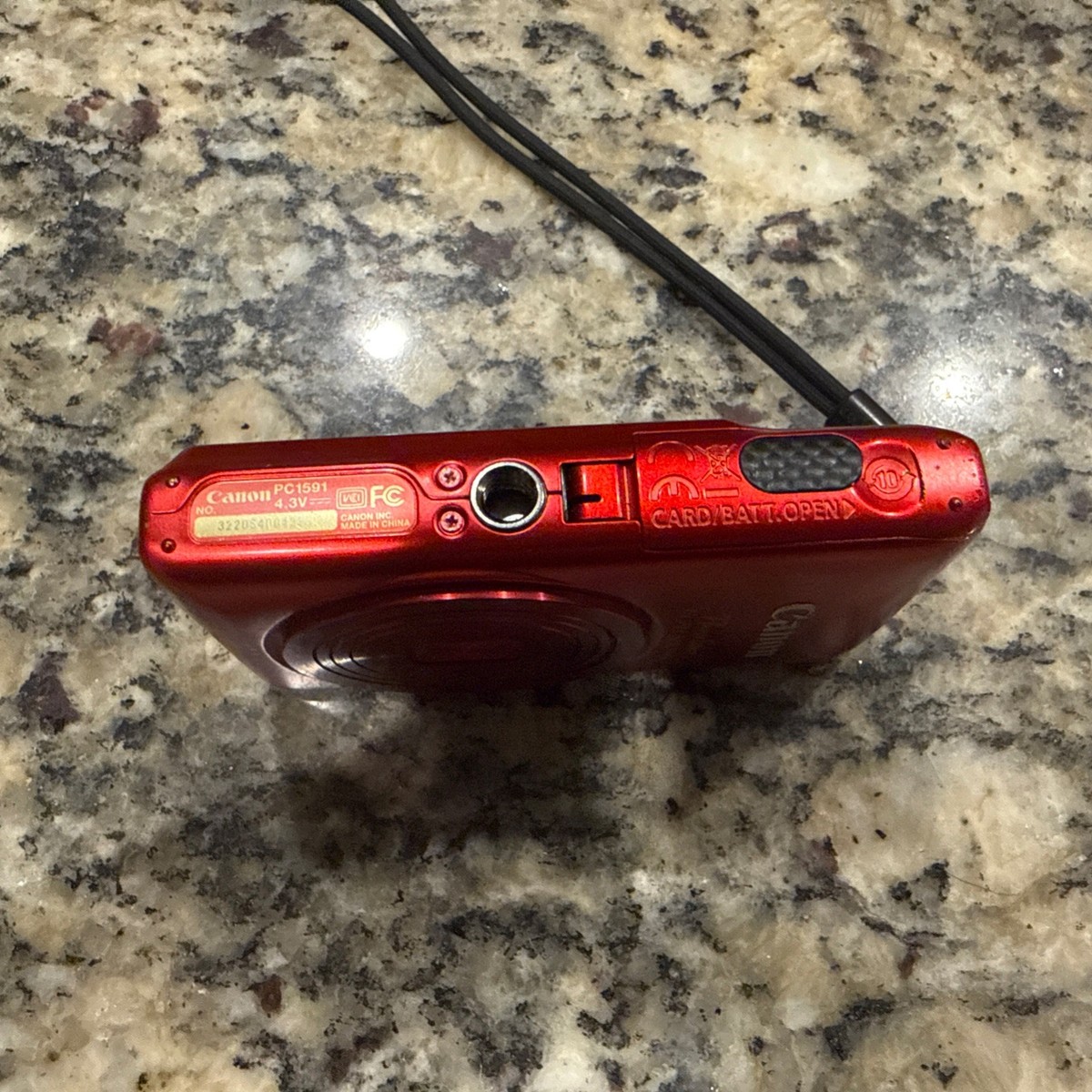 CANON POWERSHOT ELPH 300 HS DIGITAL CAMERA RED BUNDLE (TESTED