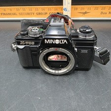 Vintage Minolta X-700 35mm Film SLR Camera with 50mm Lens UNTESTED