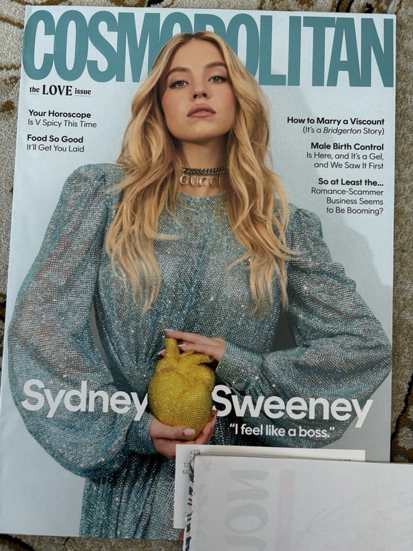 Five  Cosmopolitan Magazines 2022 Sydney Sweeney And Four 2018 Editions