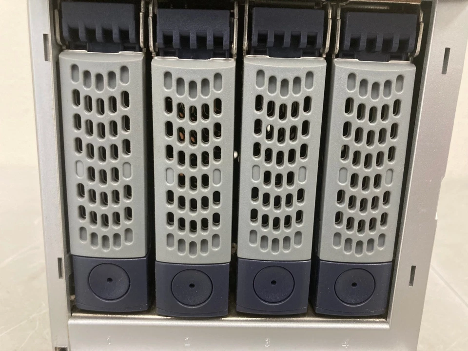 Netgear ReadyNAS NV+ RNV2-S2-0000 Network Storage Enclosure 3-Bay NAS - Image 3 of 4