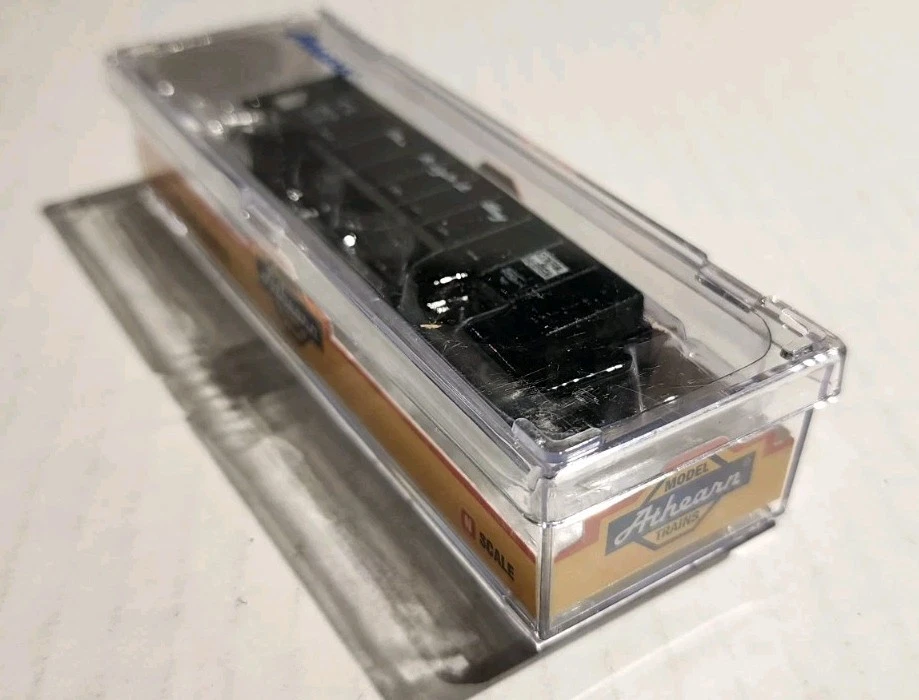 Athearn N Scale 3 Bay Hopper Central of Georgia #22171 - Image 4 of 4