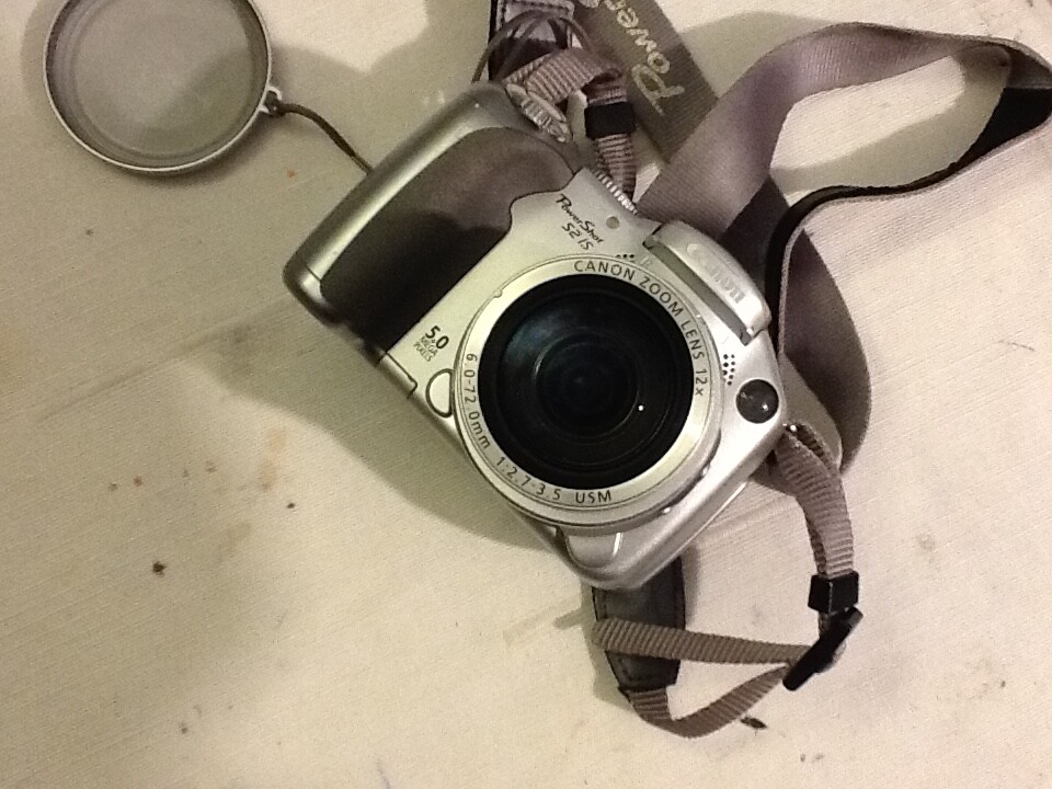 【中古】Canon PowerShot S2 IS PSS2IS Canon PowerShot S2 IS 5.0MP Digital Camera - Silver for sale