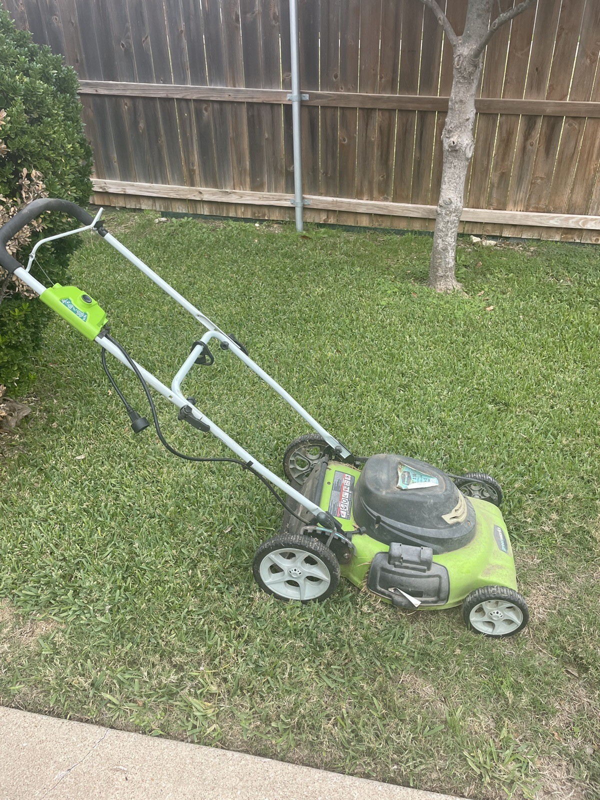 Greenworks 12 Amp 20Inch 3in1Electric Corded Lawn Mower 25022 eBay