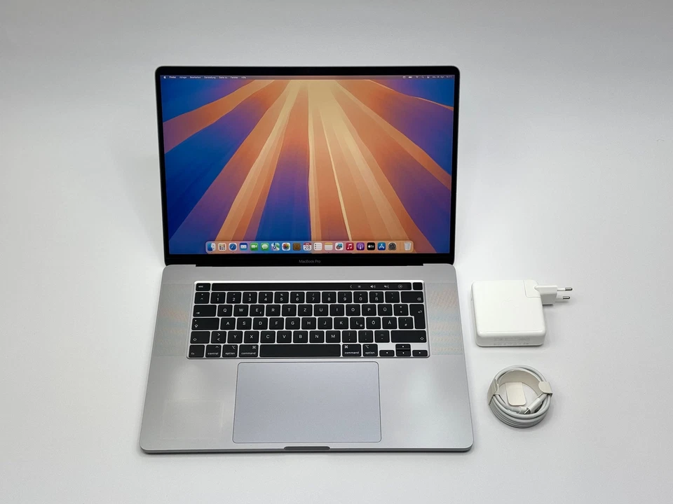 Apple MacBook Pro Retina TouchBar 16“ 6-Core i7 2,6 Ghz 512 GB SSD 16 GB