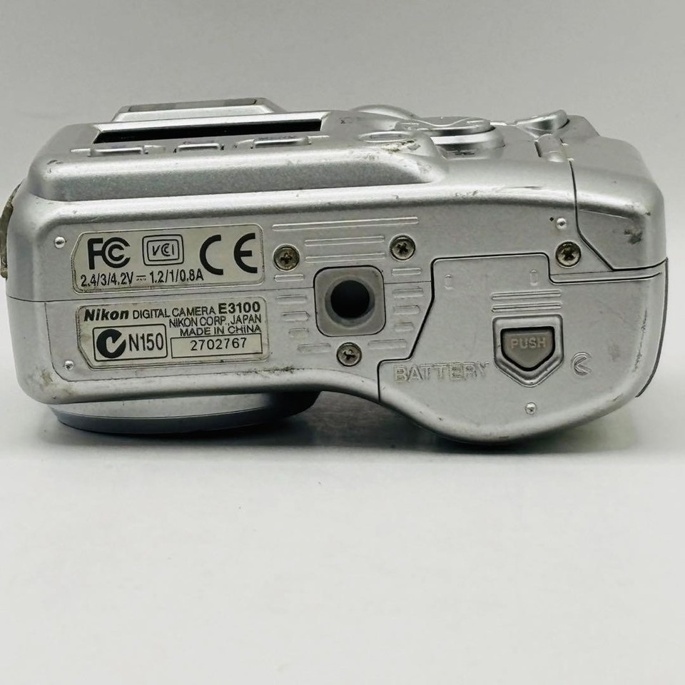 Nikon Coolpix 3100 3.2MP Digital Camera Silver No Battery Untested As-is