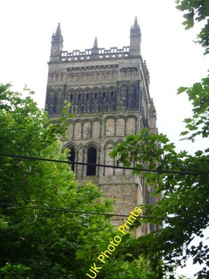 Foto 6x4 überragt Durham einer der Türme der Kathedrale von Durham, se c2016