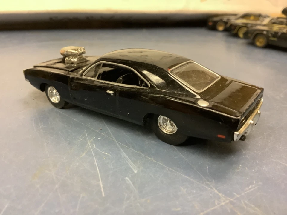 1:64 The Fast & Furious Doms Dodge Charger revell Movie original issue 2002 - Image 4 of 4