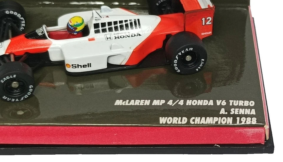 Minichamps McLaren MP4/4 Ayrton Senna 1988 Edition 64 Nr.5 1:64 - Bild 3 von 4