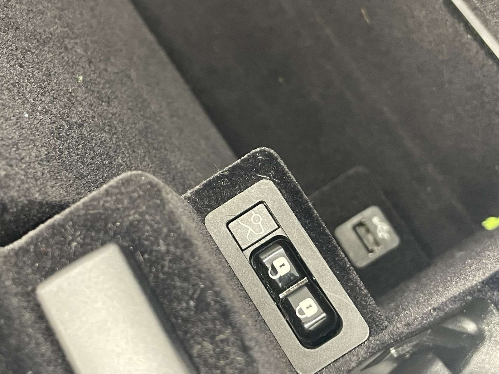 Rolls-Royce Ghost 2009-2014 Right Lower Glove box