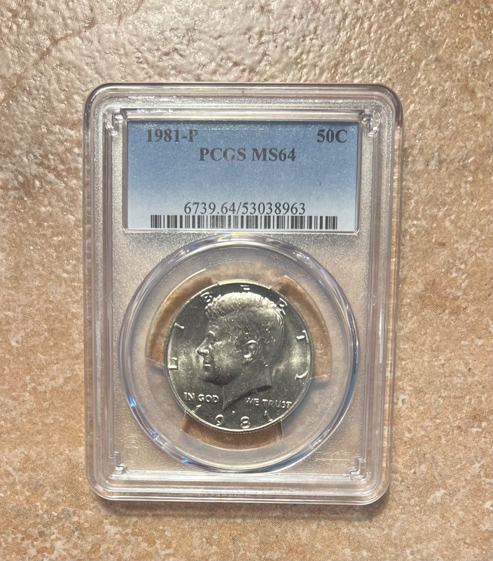 1981 p kennedy half dollar MS-64, great coin (toned) for collection!!