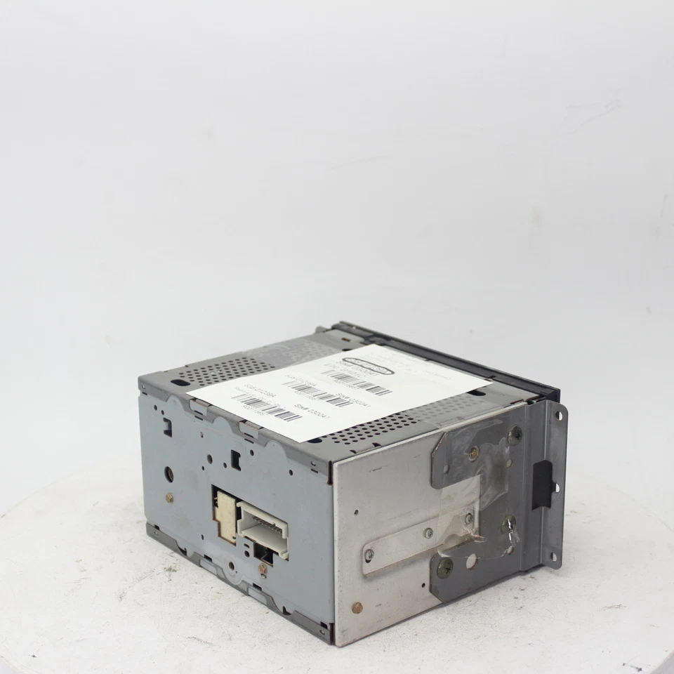 Chevrolet Metro 2000 radio AM-FM número de pieza - 638-01239A Foto 4 de 4