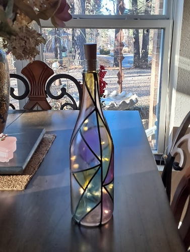 Hand Painted Faux Stained Glass Wine Bottle Lamp w/Fairy Lights-Unique Decor - 第 1/8 張圖片
