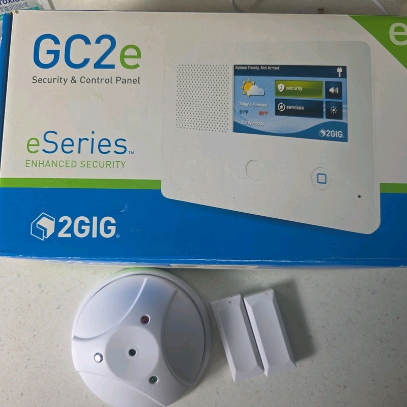 2GIG GC2e Security and Control Panel 3-1 Kit 2GIG-GC2E-345-K31 BUNDLED