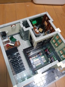 LEGO 10251 Brick Bank Building Only Junk