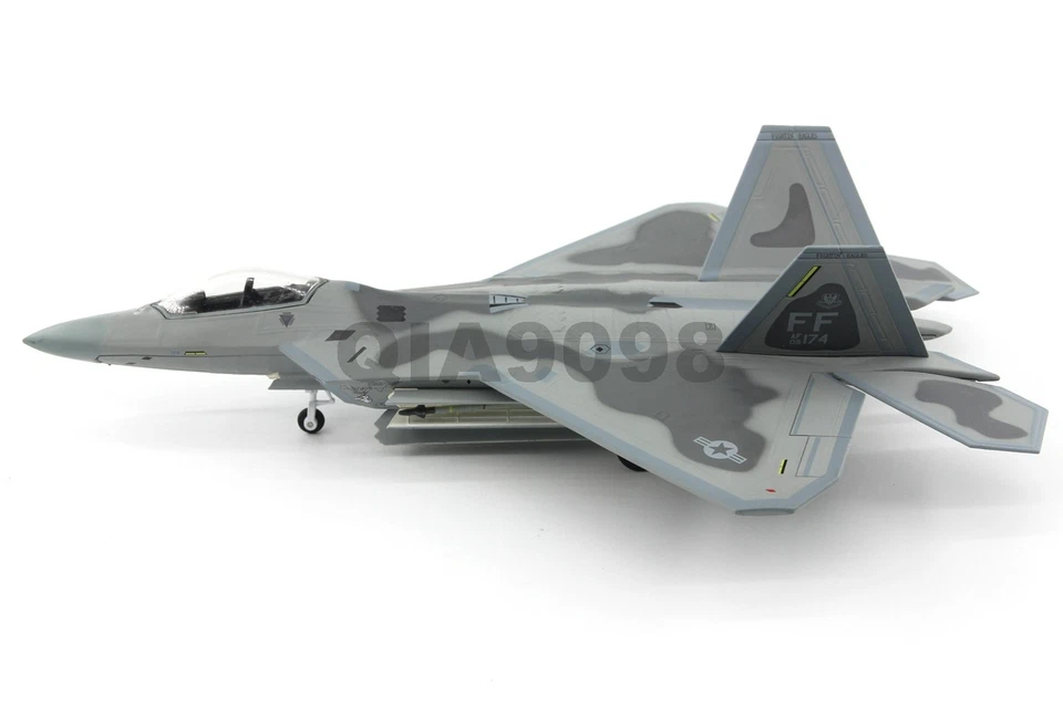 New 1/72 Scale US Lockheed Martin F-22 Raptor Aircraft Gray Diecast Metal Model - Image 4 of 4