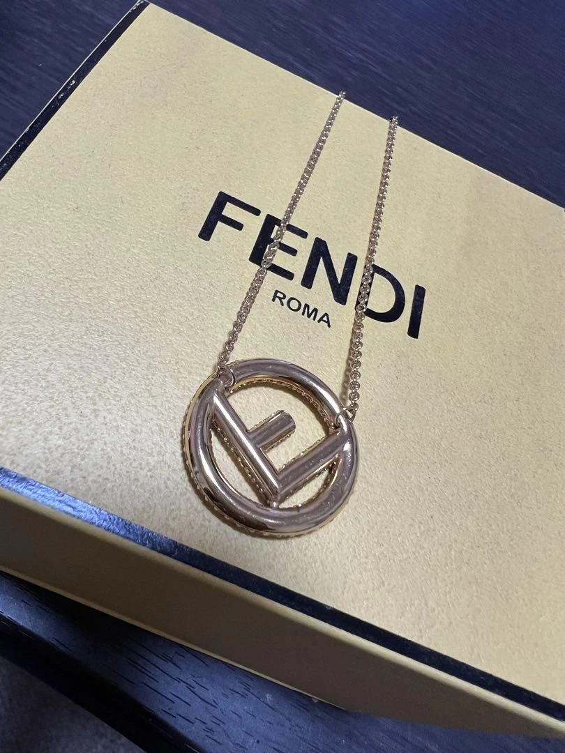 FENDI Collana Ciondolo Logo F Oro Rettangolare Catena Tonda Autentica