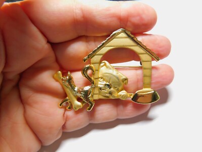 Matte Satin Gold Tone Metal Bull Dog House Cat Taking Bone Brooch Vintage