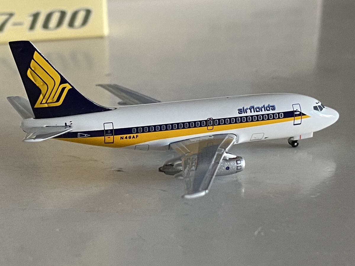 SMAC Seattle Model Aircraft Air Florida Boeing 737-100 1:400 N46AF