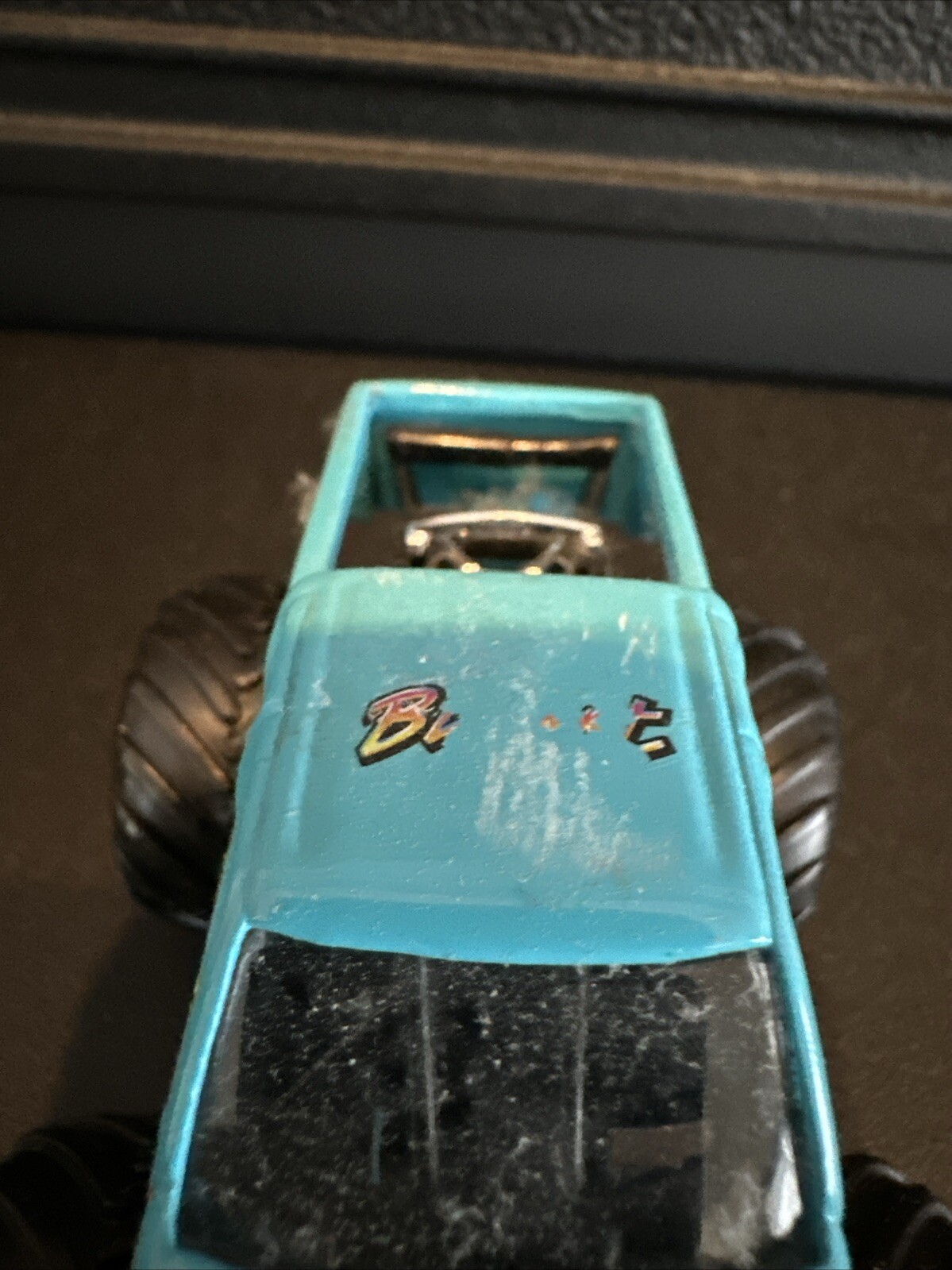 Picture 5 of 9