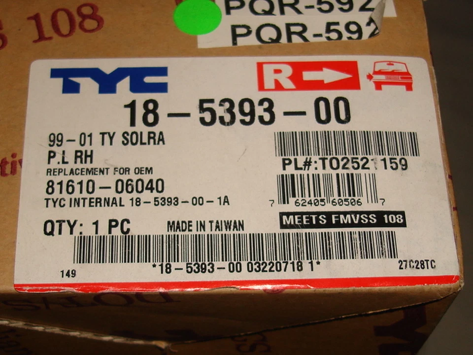 NUEVO Conjunto de luces de estacionamiento diestro/paso compatible con 99 01 Toyota Solara 18-5393-00-1 TYC Foto 2 de 4