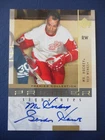 GORDIE HOWE 2001-02 UD Premier Collection Signature GOLD ON-CARD AUTO RED WINGS