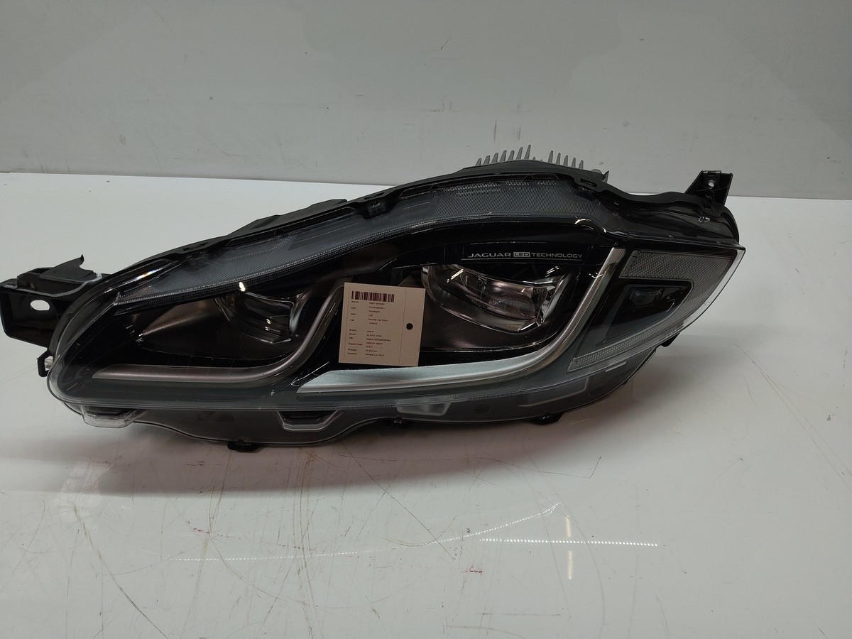 Left headlight for Jaguar XJ X351 3.0 D 306DTA GEN2 C2D60284 FW93