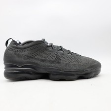 Size 11 - Nike Men display picture 1