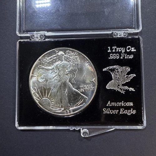1988 $1 American Eagle 1 Ounce .999 Silver Dollar Toned - UNC