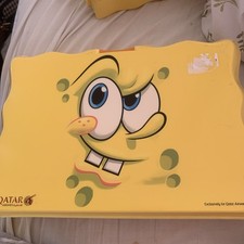 SpongeBob Schwammkopf Bleistift / Brotdose Kunststoff 2013 Qatar Airways Sammlerstück