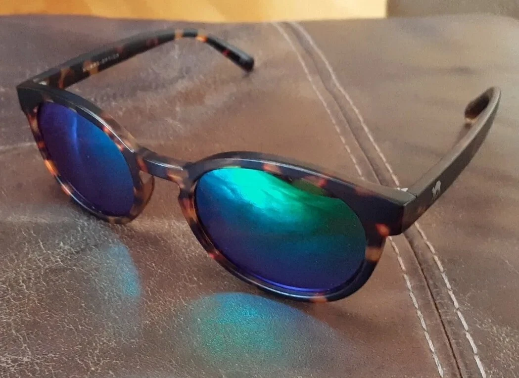 Humps sunglasses 2024