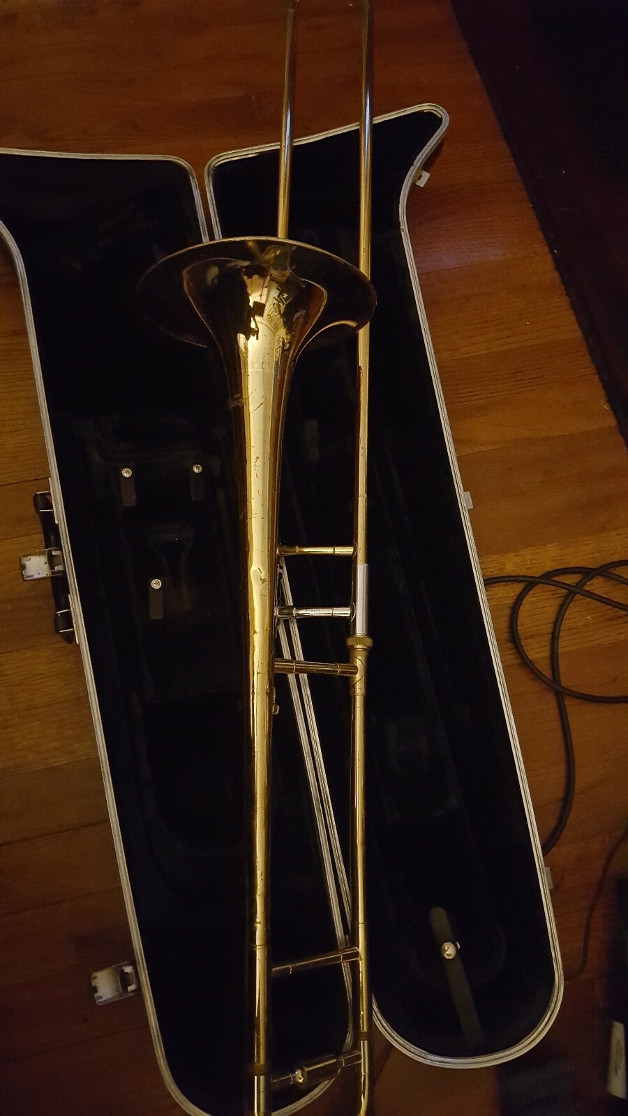 Vintage Blessing Trombone 498876 & Case with Mouthpiece for parts only