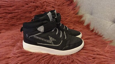 SPACE MAN SNEAKER MIT LICHT GR. 35 TOP ZUSTAND !