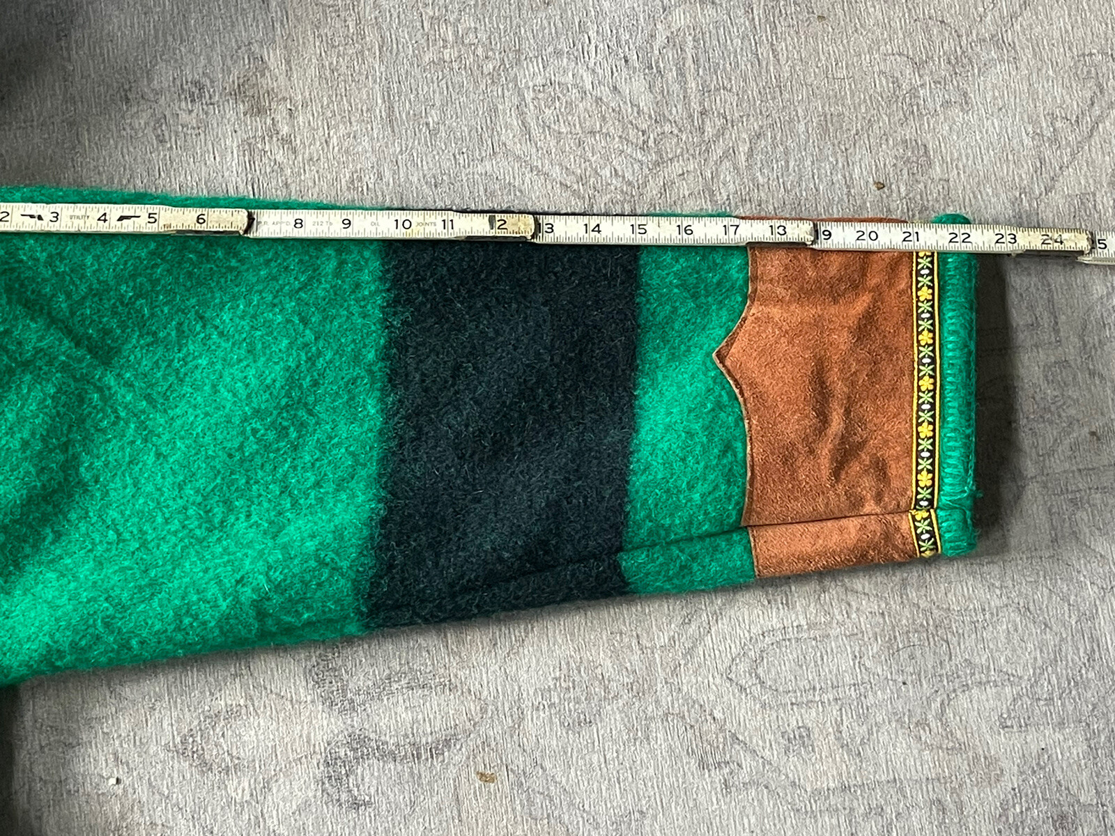 Vtg Early's of Witney Point Horse Blanket Coat Green Black Brown Suede