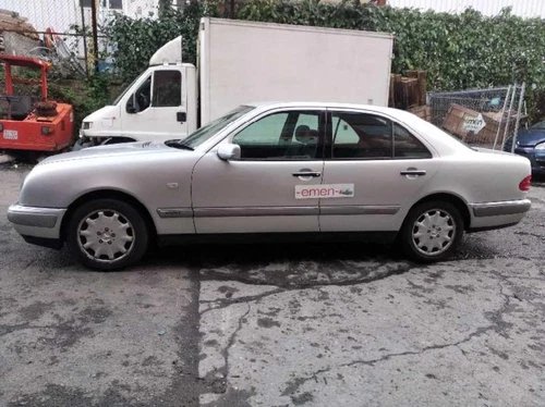 Piloto Trasero Izquierdo para MERCEDES-BENZ CLASE E (BM 210) BERLINA 1 1233869 - Imagen 9 de 10