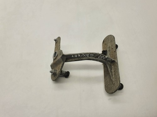 MERCEDES-BENZ C T-Modell S204 C 250 CDI ABS Pumpe Halter a2074310040 2.10 Diesel