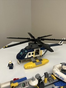 LEGO City: Helicopter Pursuit (60067) And Police Patrol (60045) + Motorcycles