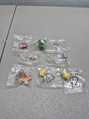 Sealed Schleich Accessories Lot Chickens, Squirrel, Grapes, Bucket, & Orhers