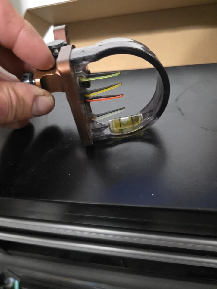 Hoyt EE. UU. - Mira de arco de 4 pines - Derecha - Tiro con arco - Usada Foto 4 de 4