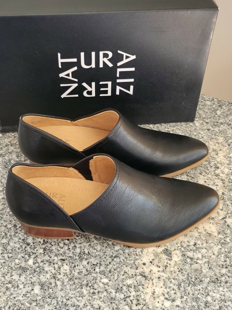 Naturalizer Women's Carlyn Shootie 