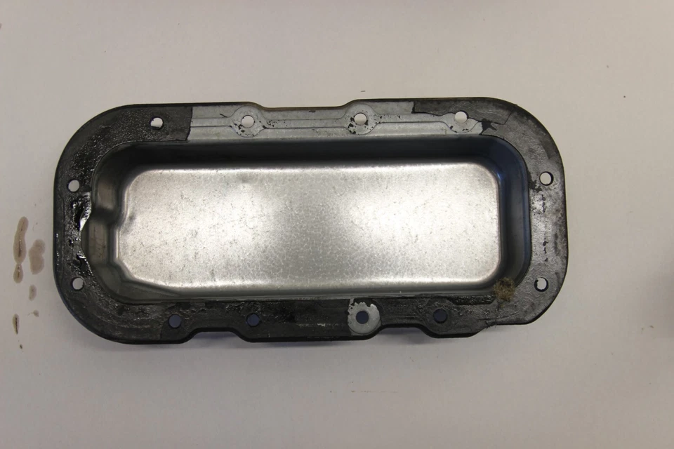 BMW E34 E36 E39 Z3 GM TRANSMISIÓN AUTOMÁTICA CÁRTER DE ACEITE DELANTERO 24111218896 A4S310R Foto 4 de 4