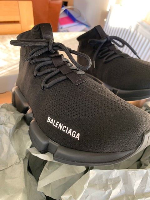 balenciaga sock runner laces