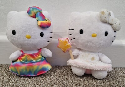 Hello Kitty TY Stofftier Plüsch Paket x 2 Gold Sterne Regenbogen Batik Kleid Sanrio