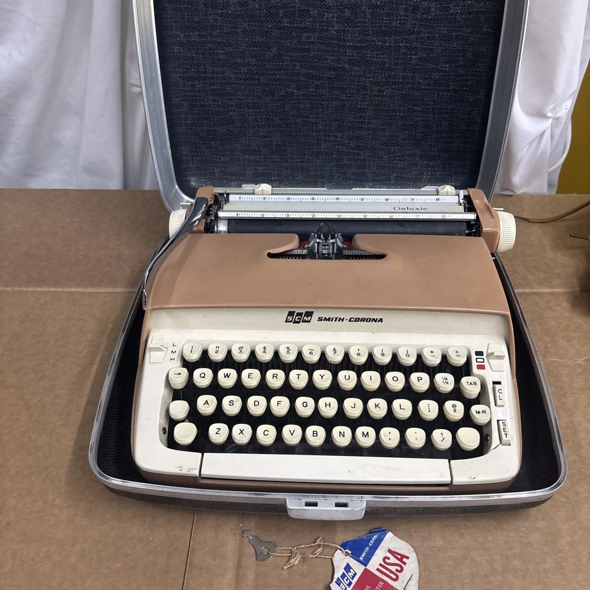 【レトロ】Smith Corona Galaxie Deluxeタイプライター Smith Corona Galaxie Typewriter for sale | eBay