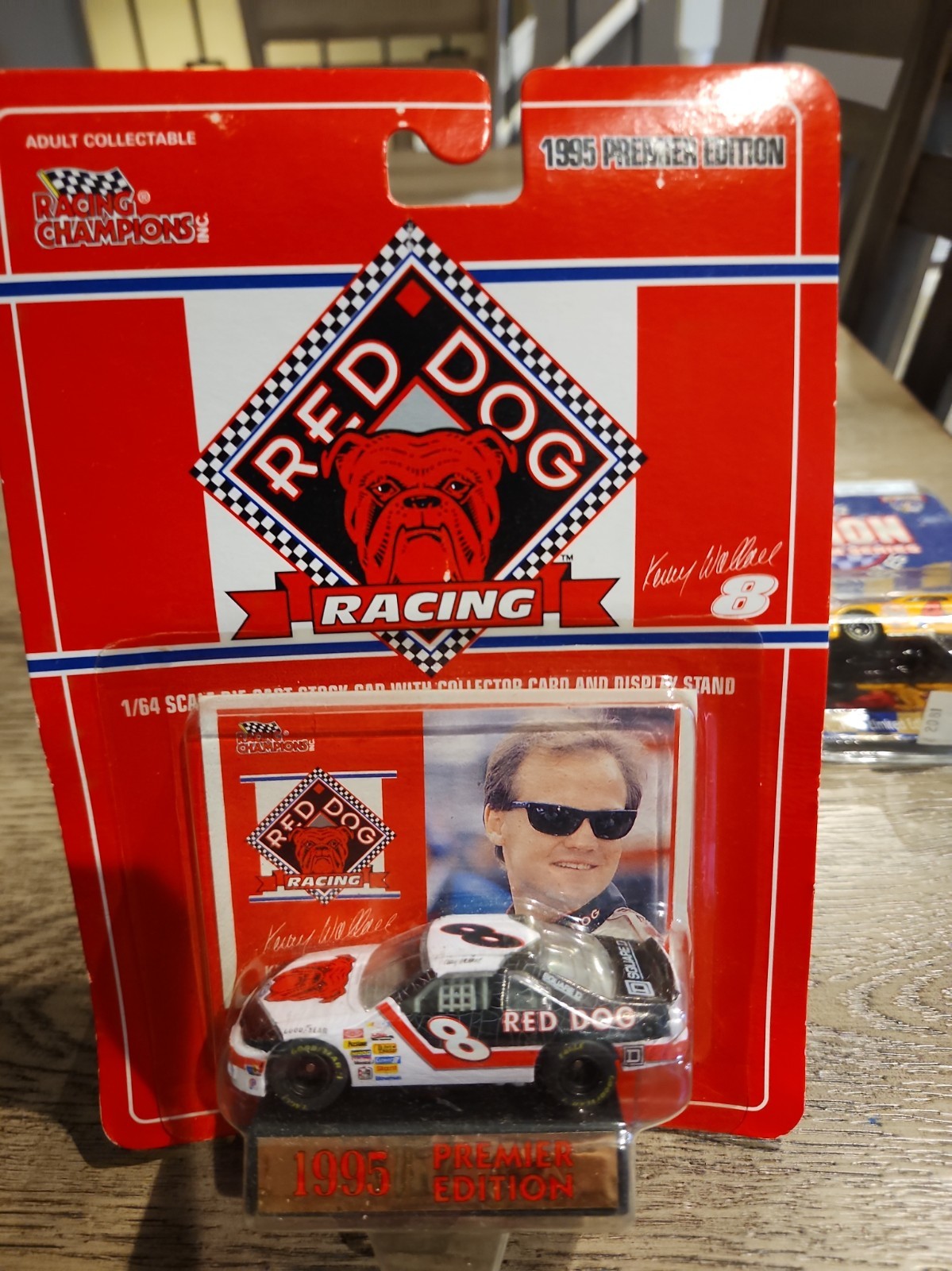 1995 Kenny Wallace#8 Red Dog Ford Thunderbird 1/64 Racing Champions