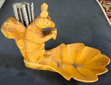 Ancien plat casse-noisette écureuil en bois sculpté main avec tous les ustensiles