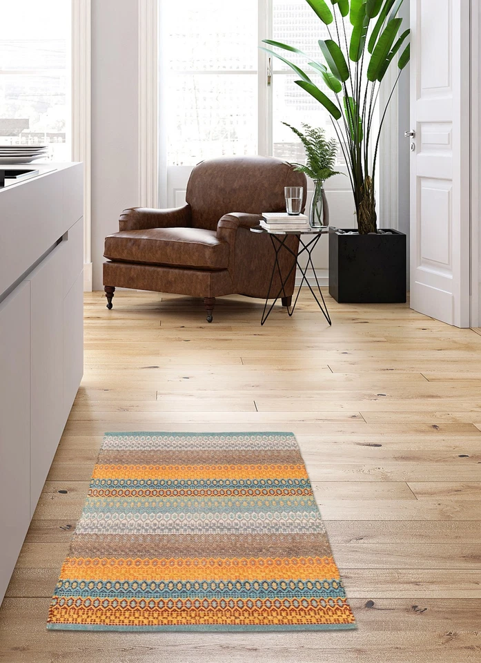 Traditional Vintage Hand Woven Oriental Carpet 2'0" x 3'0" Wool Kilim Area Rug - Image 2 of 4